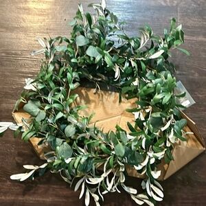 Decorate Wreath
